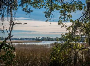 724 Barbados Dr, Charleston, SC 29492