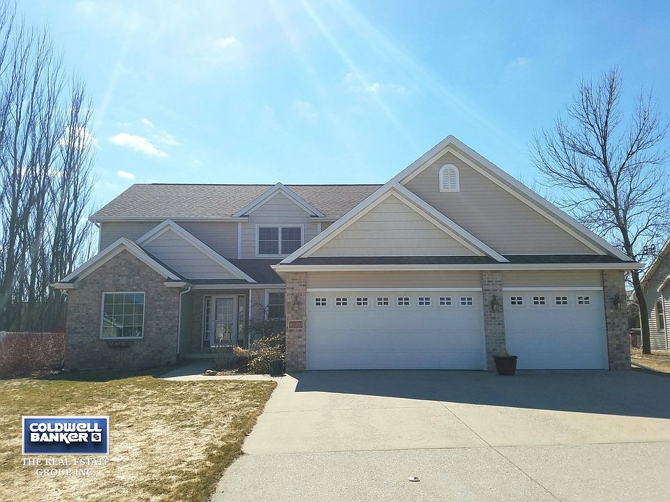 W5957 Sweet William Dr.