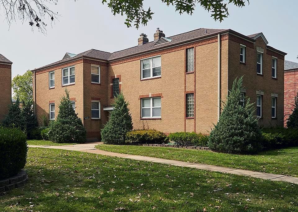 1st image of 5860 Sunshine Dr #105