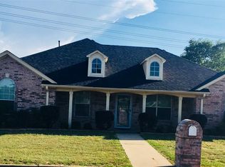 2316 Jeffery Ave, Mount Pleasant, TX 75455