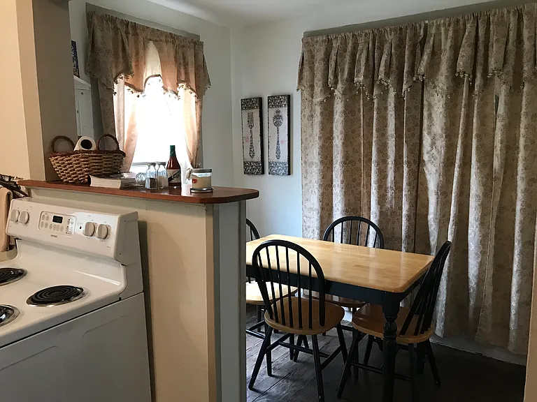 1204 Ford St — Photo 11