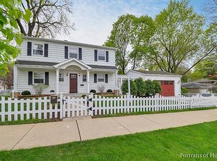 196 Brandon Ave, Glen Ellyn, IL 60137