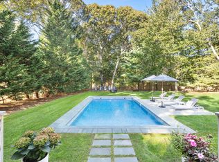 32 Old Fish Cove Rd, Southampton, NY 11968