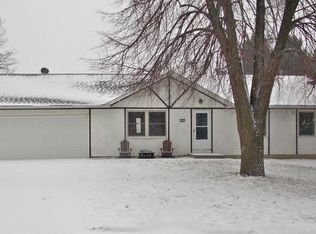 602 Newcastle Rd, Marshalltown, IA 50158