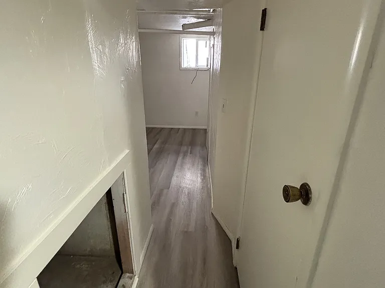 446 G St #8 — Photo 8