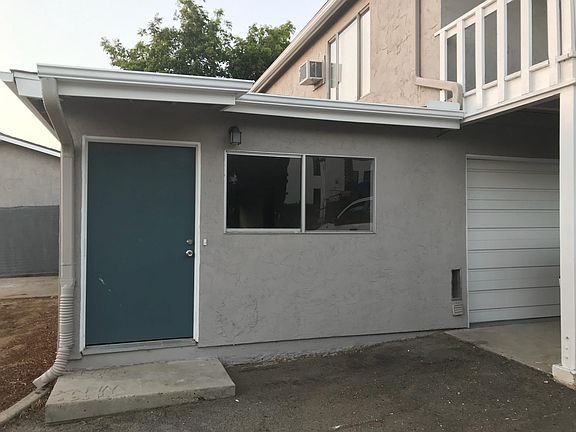 Front Entrance of Unit B.