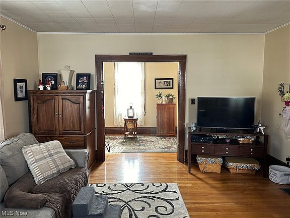 5th image of 1810 Rayon Dr