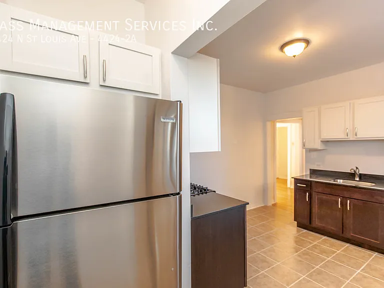4412-26 N St Louis Ave. — Photo 46