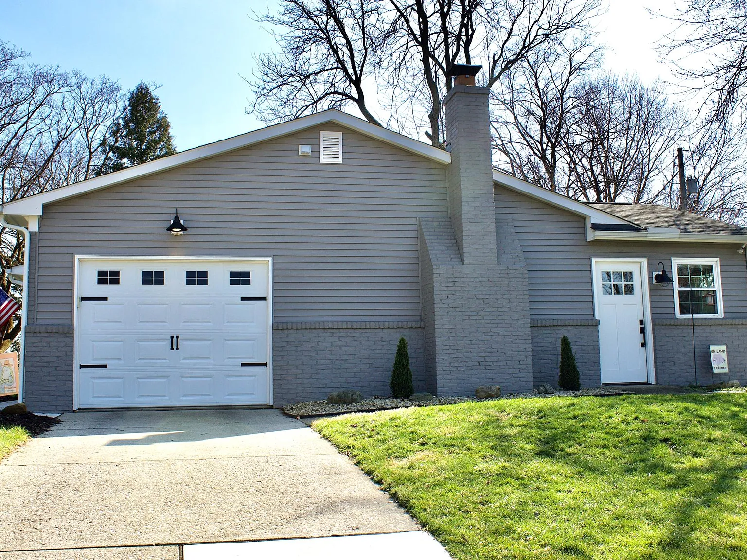 3 bed, 1160 sqft, $2,400 — Photo 3