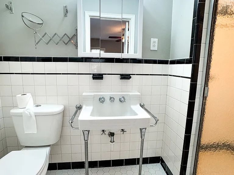 61 N Reese St — Photo 13