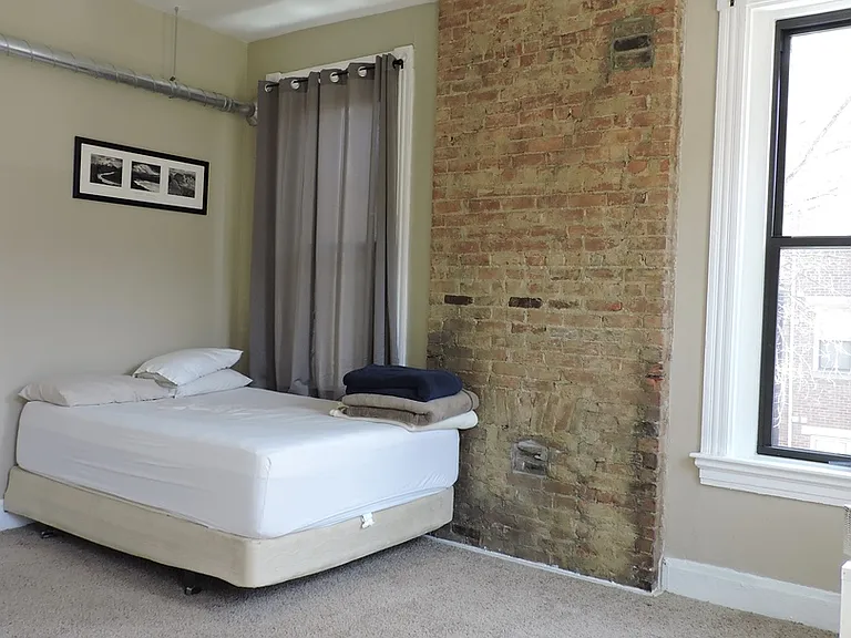 Walnut St. Apartments — Photo 30