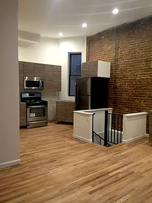 Rented by Dream NYC LLC | media 12