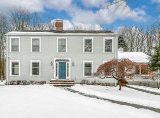 8 Vivian Pl, Suffern, NY 10901