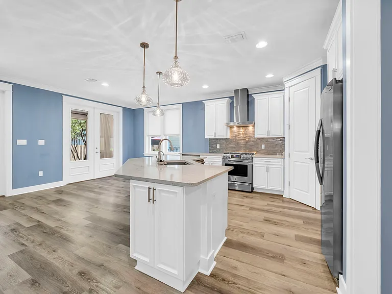 364 Carson Oaks Ln — Photo 17