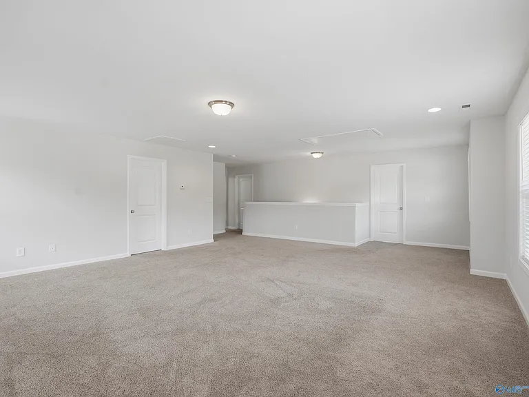 122 Kretzer Ct — Photo 27