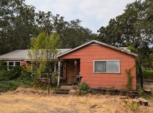 5499 Kane Creek Rd, Central Point, OR 97502