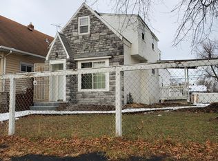 727 Sherburne Ave, Saint Paul, MN 55104