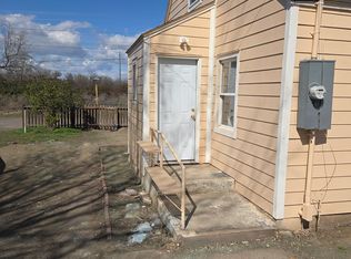 30470 Margaret Ave, Umatilla, OR 97882