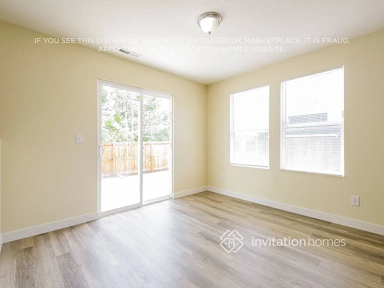 729 Canyon Ln — Photo 7