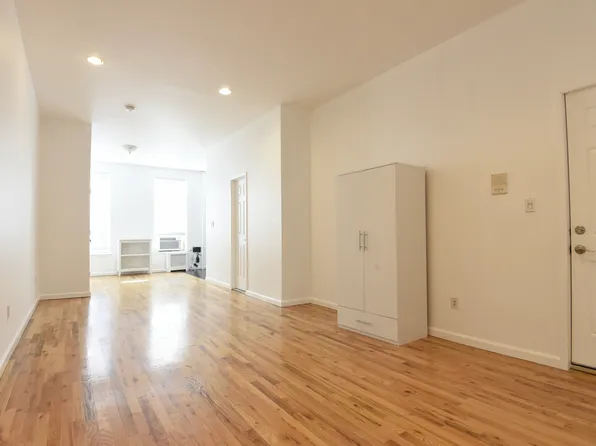 270 South 5th Street image 1 of 8