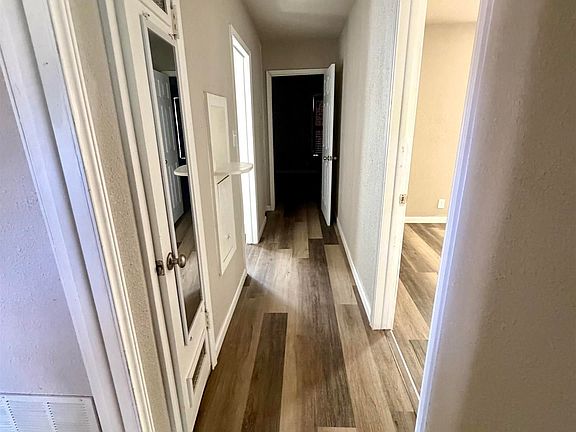 5th image of 4219 McNiel Ave