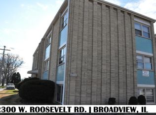 2300 W Roosevelt Rd APT 1S, Broadview, IL 60155