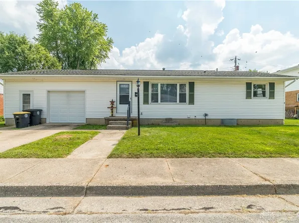 302 Sharon St, Covington, OH 45318