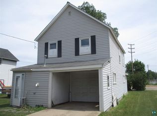 1621 6th Ave E, Hibbing, MN 55746