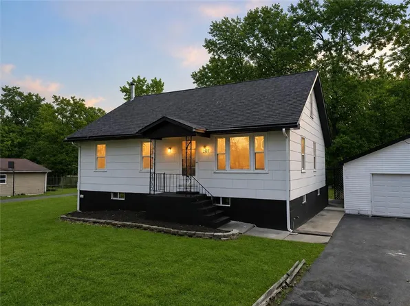 209 W Douglasville Rd, Nazareth, PA 18064
