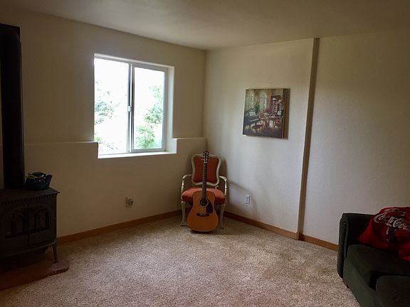 4th image of 27750 Silver Spur St