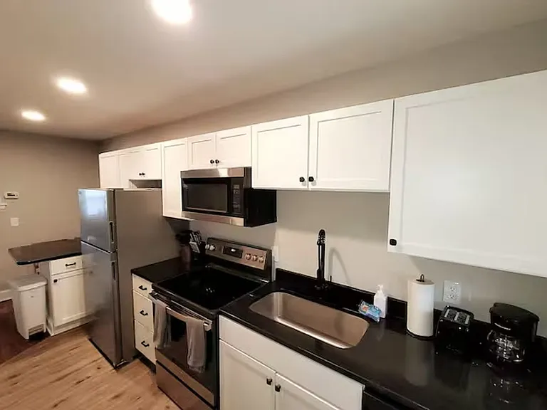 4339 Wakeley — Photo 6