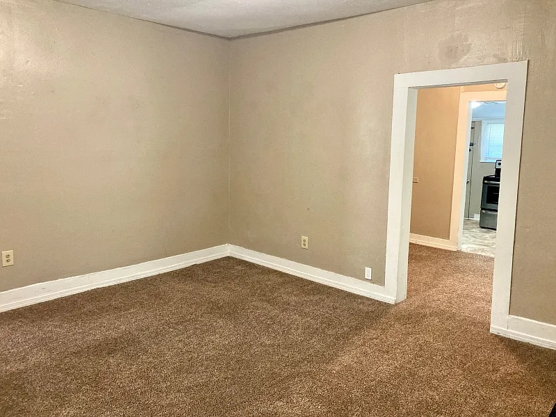 3022 Anderson St — Photo 4
