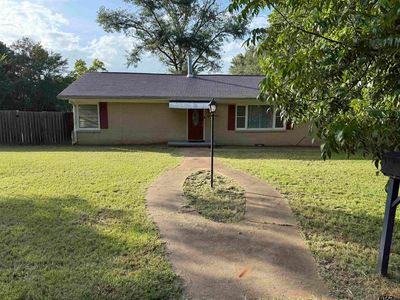 18 Sandy Ln, Palestine, TX, 75801