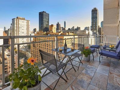 150 E 69th St APT 19R, Manhattan, NY, 10021