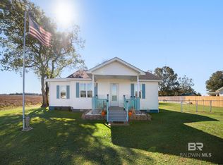 18744 Fairground Rd, Robertsdale, AL 36567