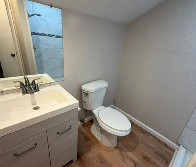 815 Cedar Oaks Ln — Photo 33