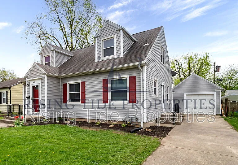 408 Margaret Dr — Photo 2