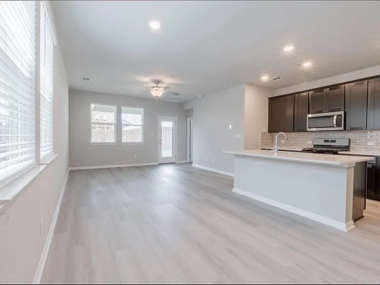 509 View Dr — Photo 12
