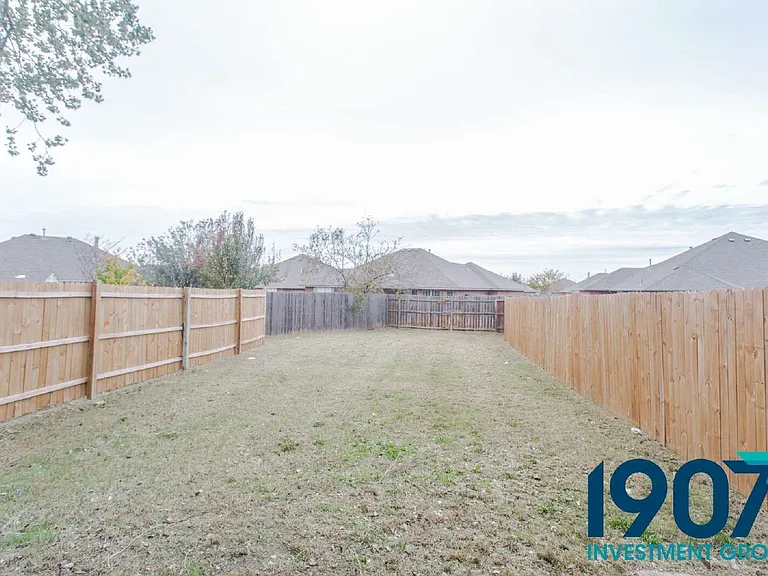 1247 W Huntington Way #A — Photo 19