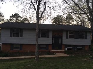 1437 Piedmont Dr NE, Dalton, GA 30721