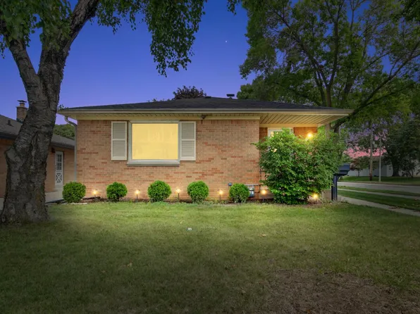 2480 South 94th STREET, West Allis, WI 53227