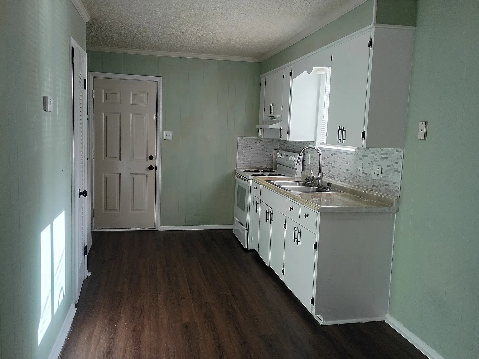 4926 Francis St — Photo 1