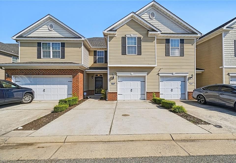 1st image of 32 Stratum Way