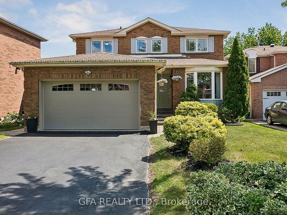 1st image of 3220 Turnstone Cres