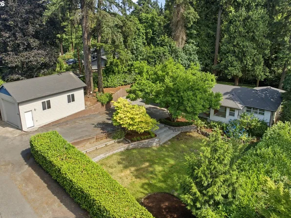 1022 SE Dogwood Ln, Milwaukie, OR 97267