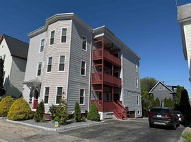 201 Cartier St, Manchester, NH