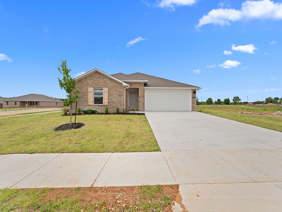 1st image of 3060 Laredo Ln
