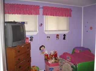 405 N Bittersweet Ln, Muncie, IN 47304