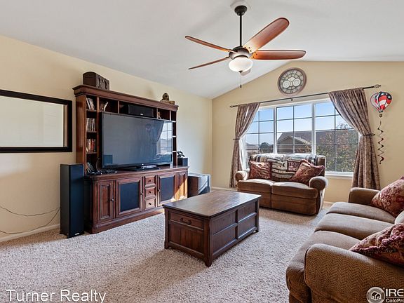 5th image of 16057 Cinnamon Cir