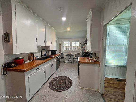 27th image of this home